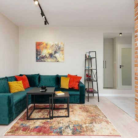 Apartments City Center Ochota By Noclegi Renters 华沙 外观 照片
